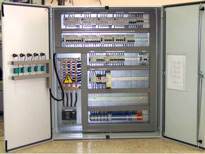 INSTALACIONES ELECTRICOS